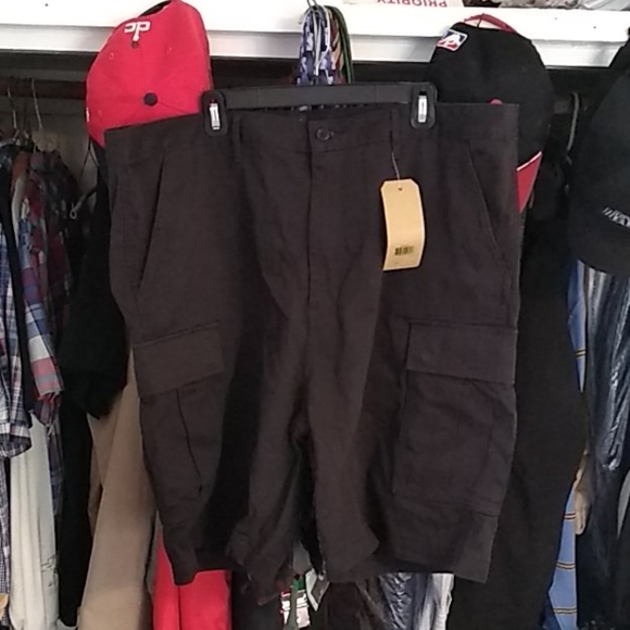 Levi's Carrier Cargo Shorts - Picture 4 of 5